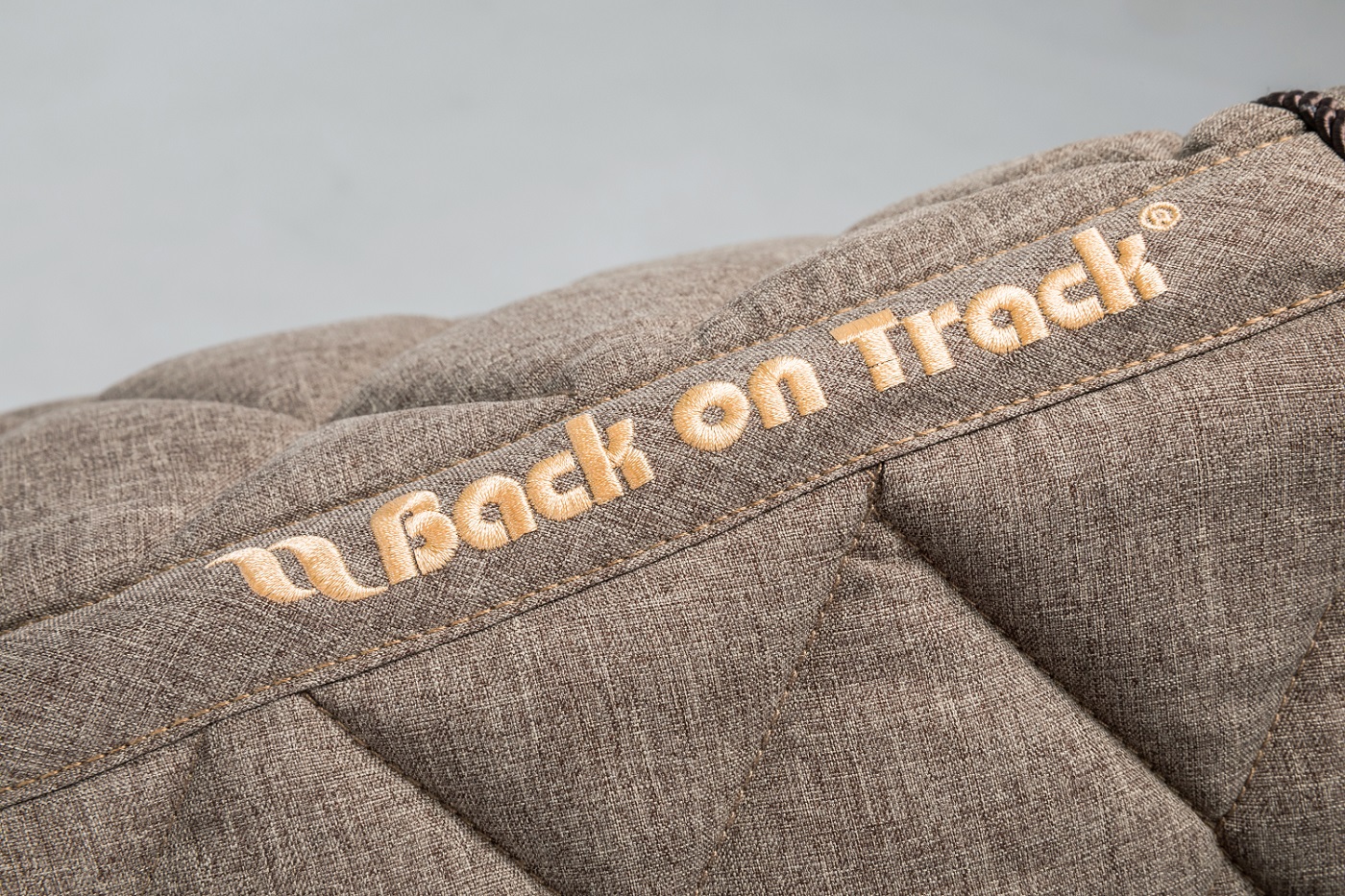 Back on Track Haze Collection Schabracke, Dressur