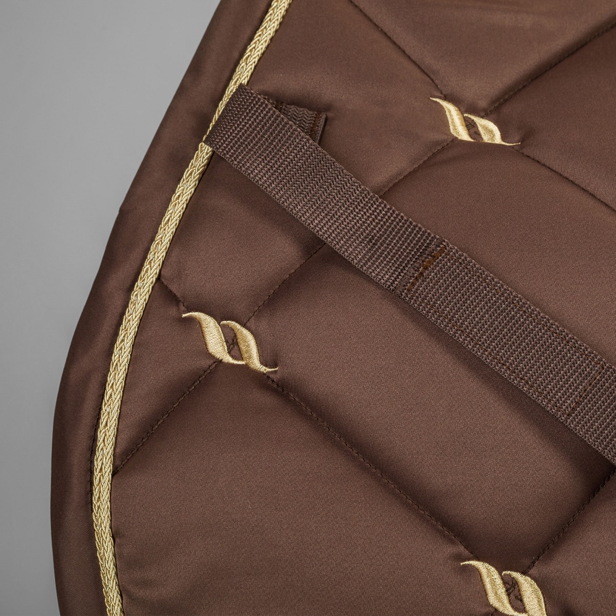 Back on Track Nights Collection Schabracke Dressur, Coffee