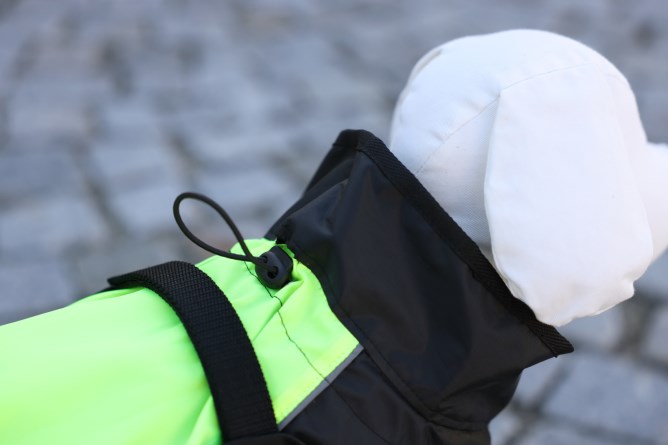Kerbl Hundemantel Malmö reflektierend schwarz neon wasser- und winddicht