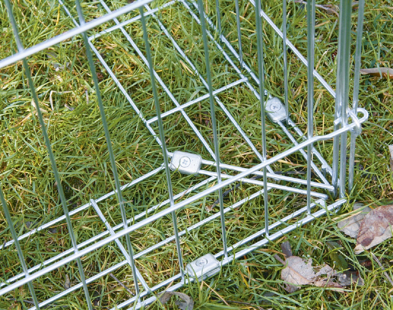 Kerbl Erweiterungselement mit Ausbruchssperre, 230 x 76 x 70 cm, Metall verzinkt