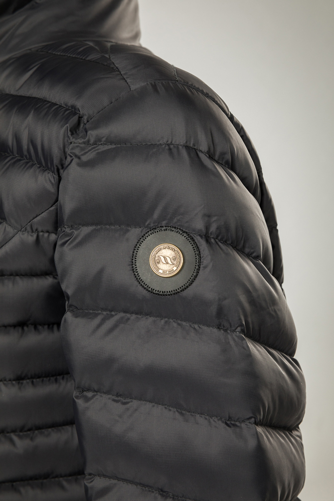 Back on Track Grace W`s Jacke, schwarz