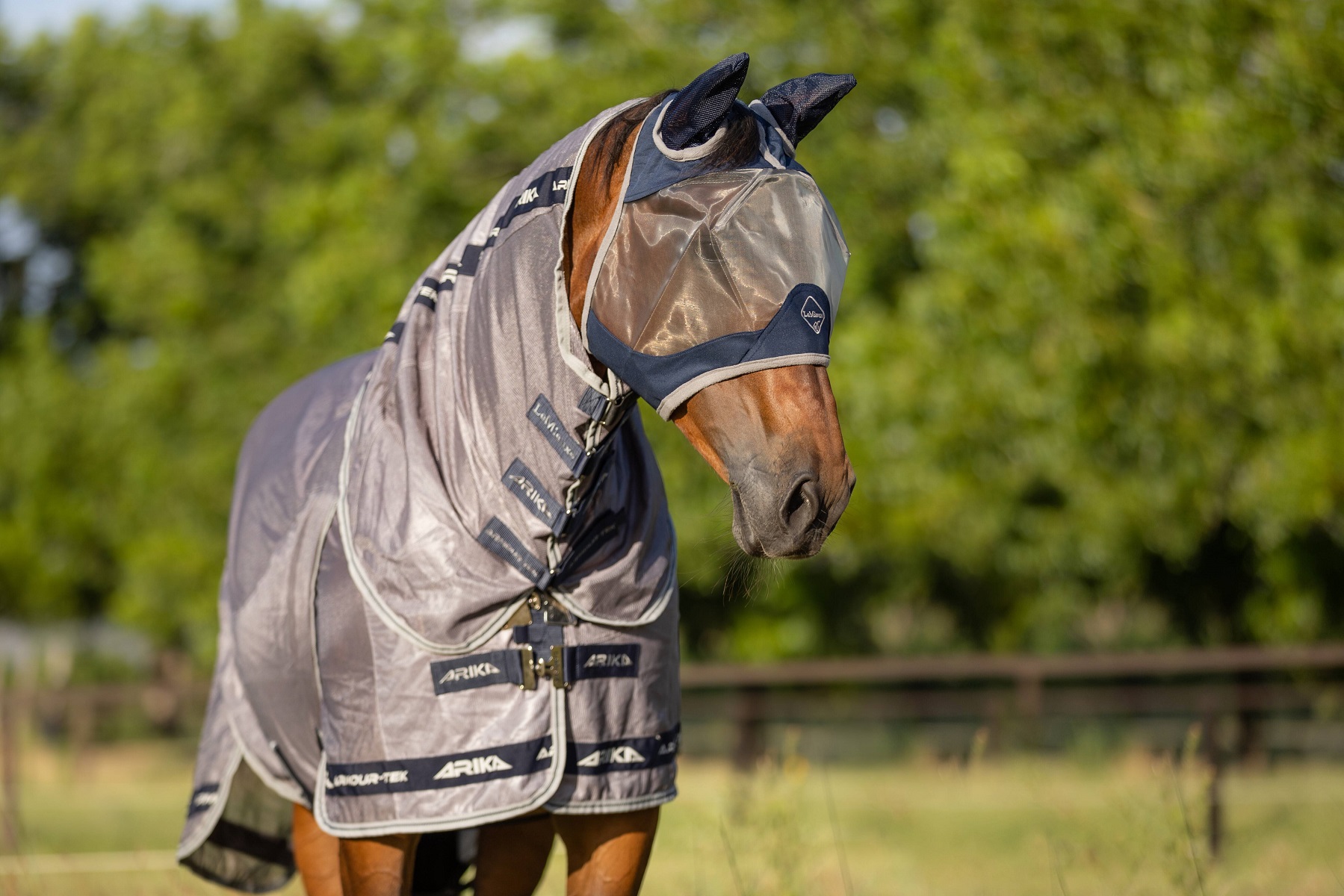 LeMieux Armour Shield Pro Half Fliegenmaske, mit Ohrenschutz, navy