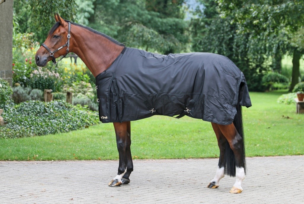 Back on Track Decke Frost 1680D, 330 g, schwarz
