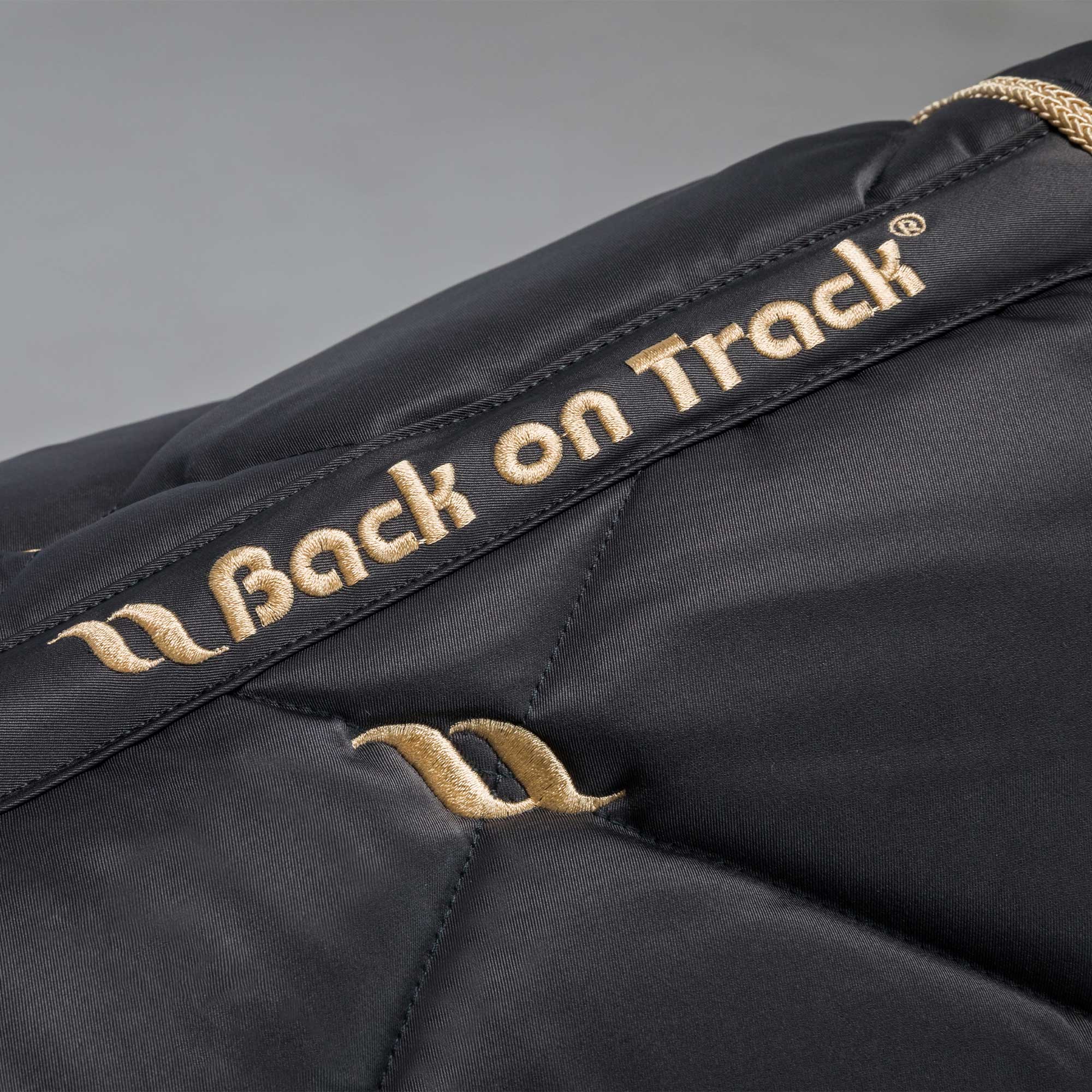 Back on Track Nights Collection Schabracke Springen, Graphit