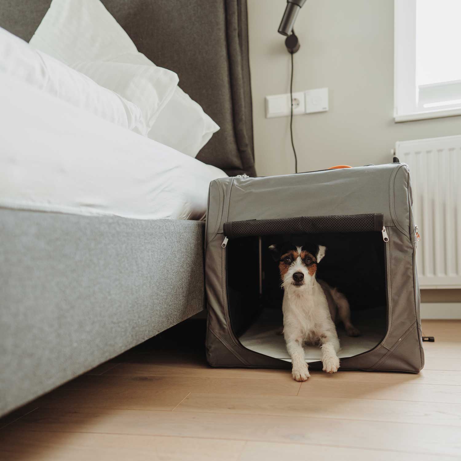 Hunter Faltbare Hundebox mit Aluminium-Gestell