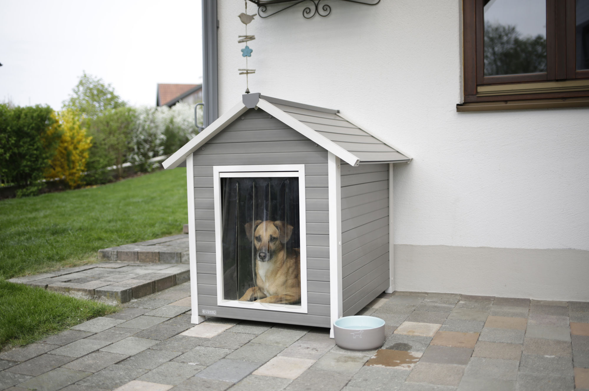 Kerbl ECO-Hundehütte "Hendry", 101 x 88 x 98 cm, grau/weiß