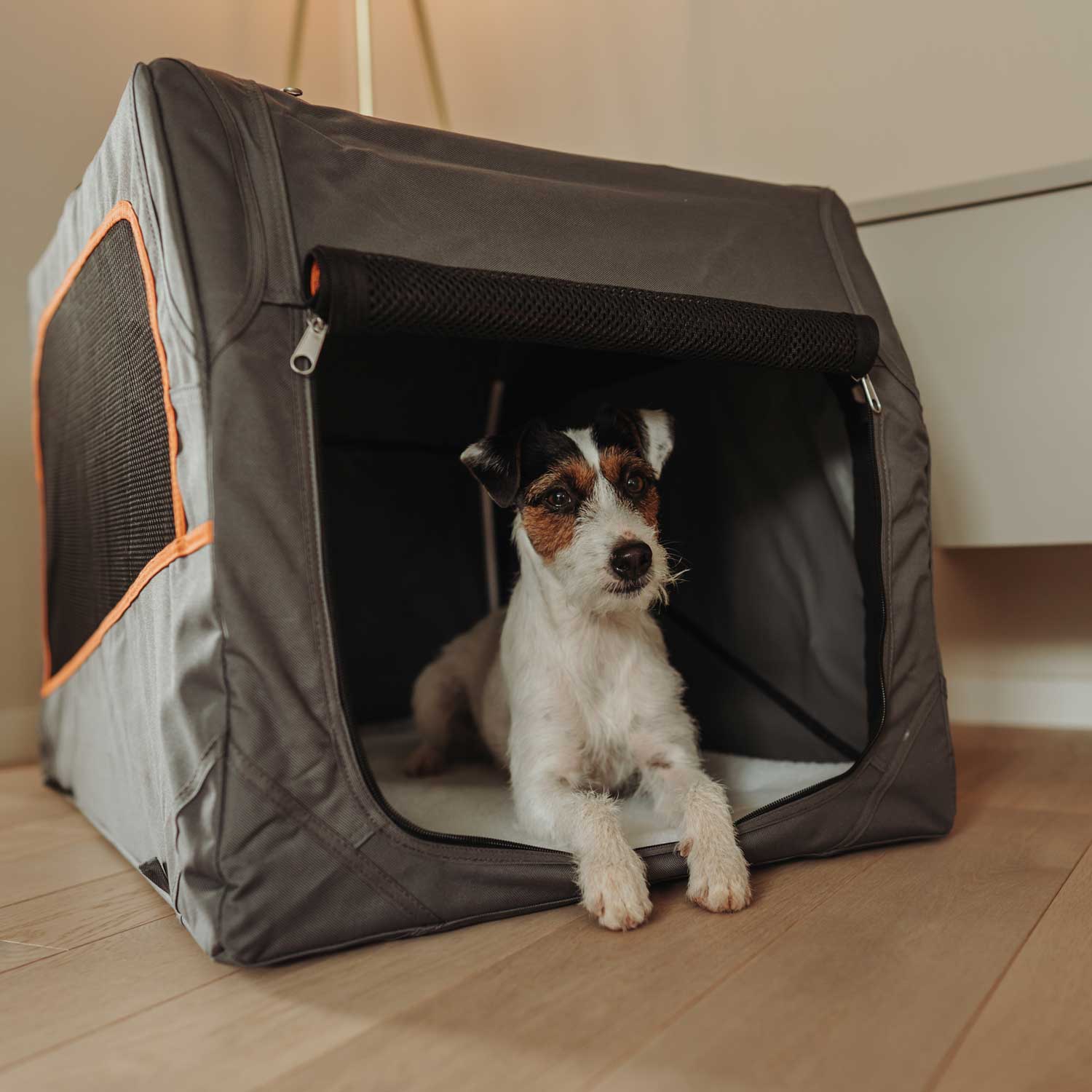 Faltbare Hundebox mit Aluminium-Gestell