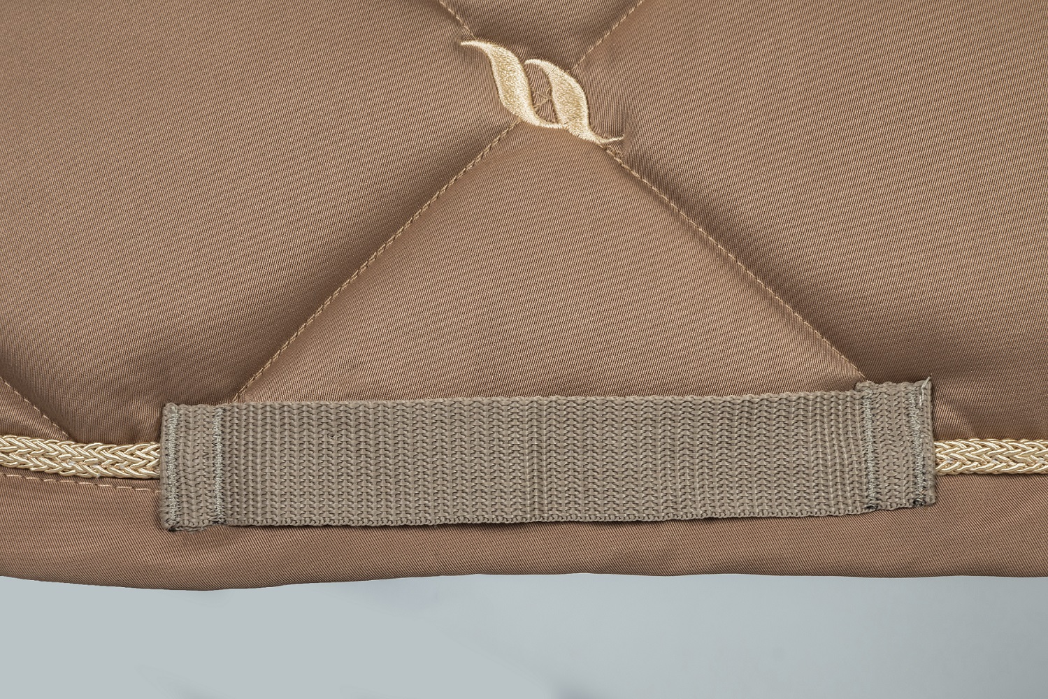 Back on Track Nights Collection Schabracke Dressur, Nougat