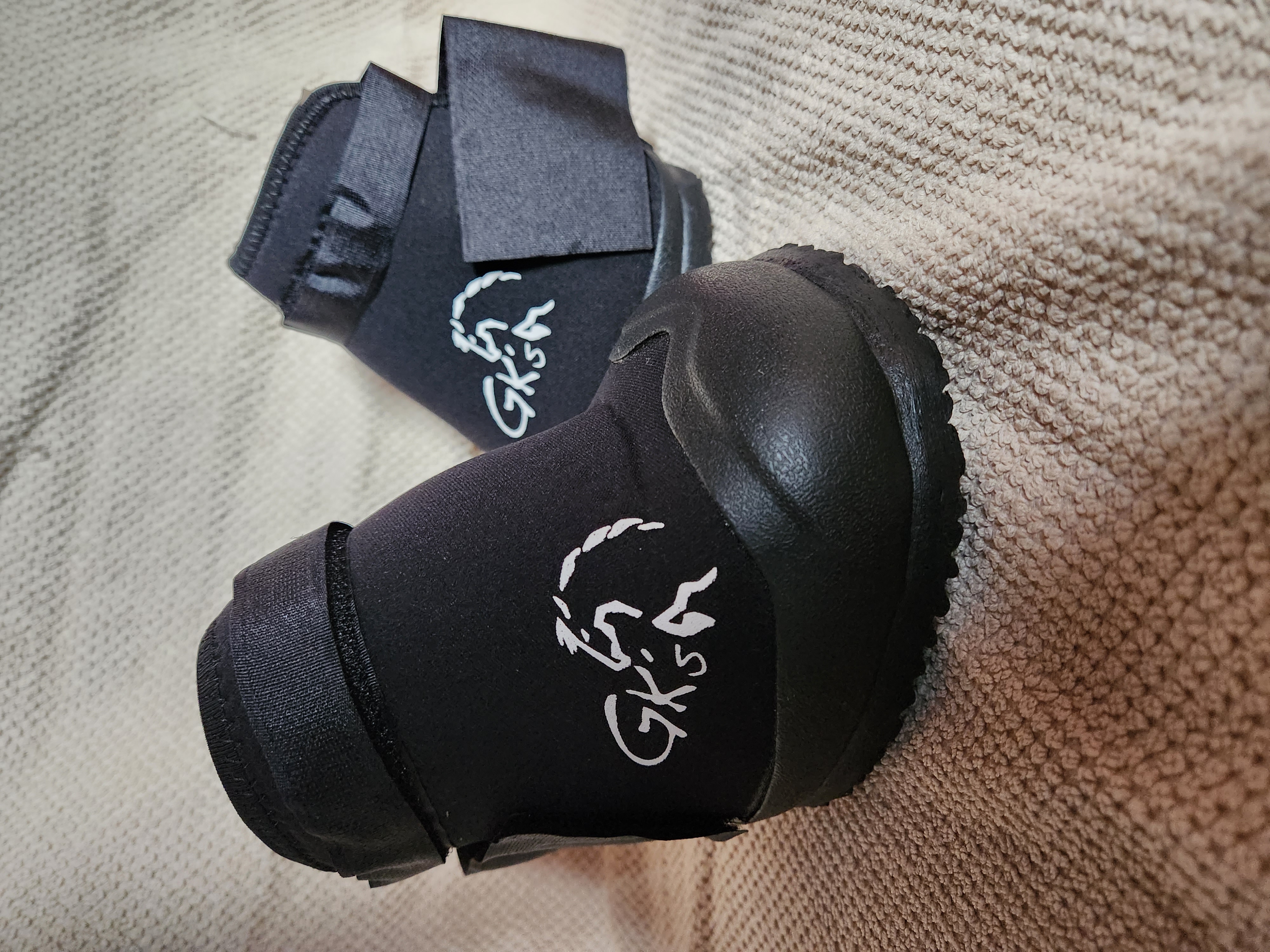 Wohlfühl-und Genesungs-Hufschuh, 1 Paar, inkl. 2 Einlagen