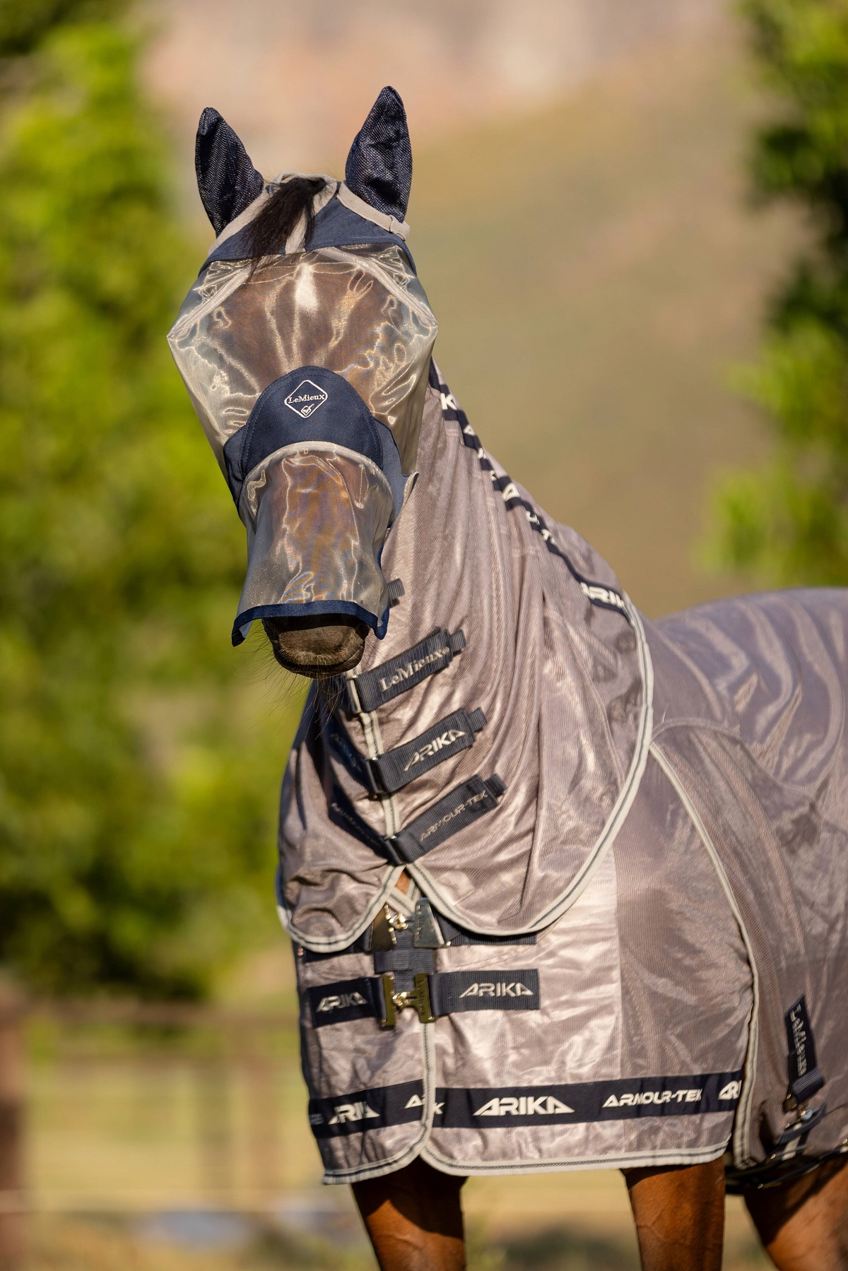 LeMieux Armour Shield Pro Fliegenmaske, mit Nasen- und Ohrenschutz, navy
