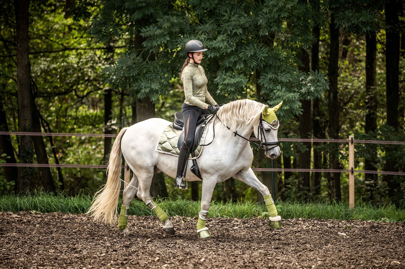 HKM Fliegenmütze "Edinburgh",Warmblut, vanille,Sale
