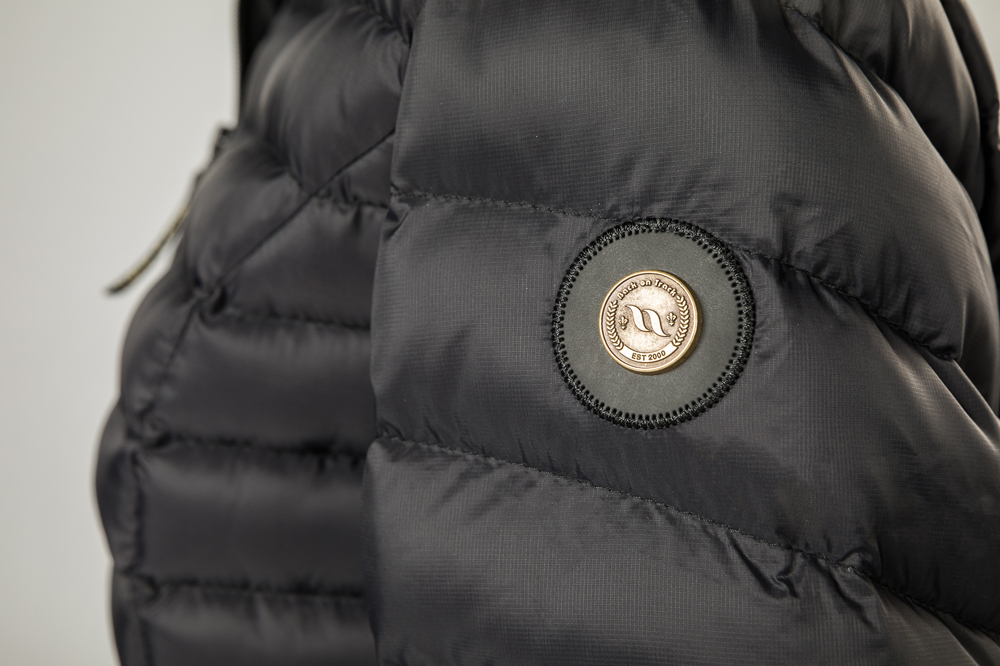 Back on Track Grace W`s Jacke, schwarz