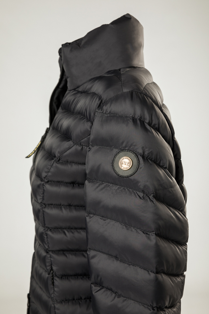 Back on Track Grace W`s Jacke, schwarz